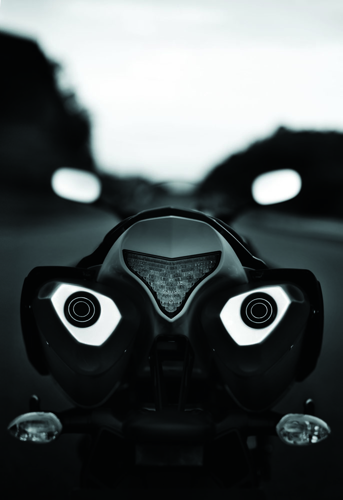 2013_YZF_R1_袋井_02-edit